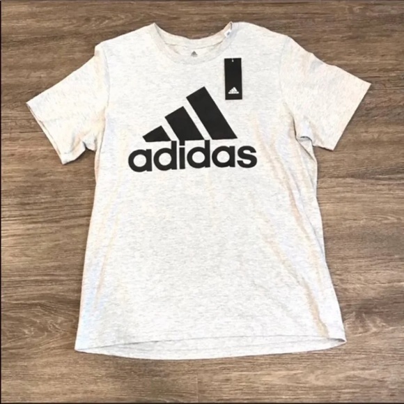 Adidas Shirt size M - Picture 1 of 2
